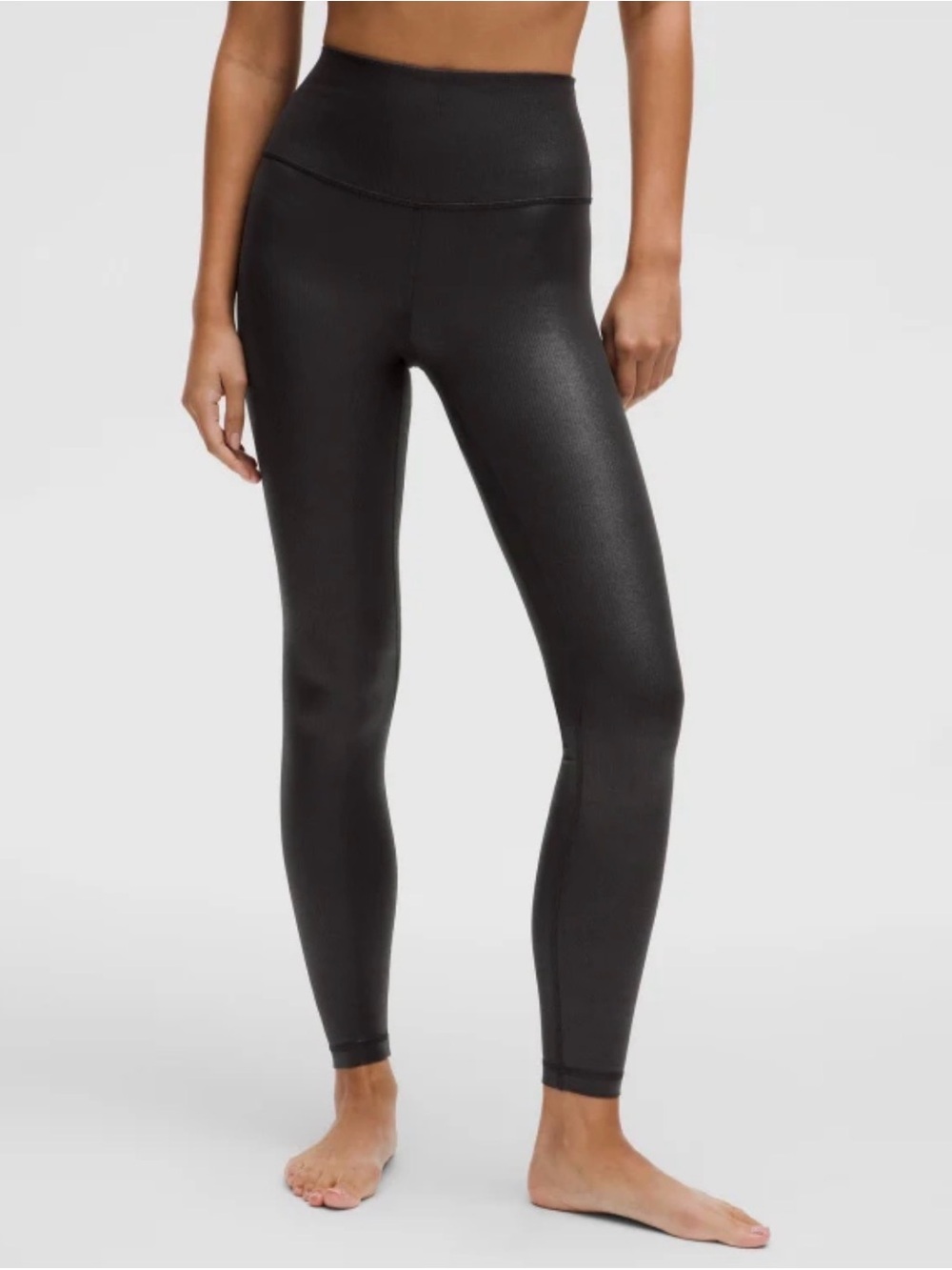 Lululemon Wunder Train High-Rise Tights in the "Radiate Foil Print. Size 4